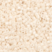 Perles Miyuki delicas 11/0 Opaque ceylon bisque white DB-1530-1