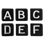 Perles lettres acryliques m&eacute;lang&eacute;es Noir-blanc