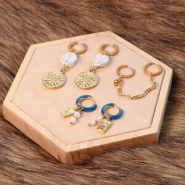 Sets d'inspiration Comment personnaliser vos boucles d’oreilles créoles inox émaillées ?