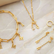 Sets d'inspiration Bijoux personnalisés avec breloques en acier inox lettre