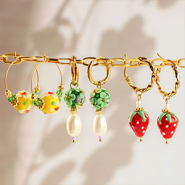 Sets d'inspiration Création de bijoux floraux tendance avec perles en verre peintes à la main