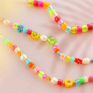 Sets d'inspiration Comment créer des bijoux avec des perles acryliques aux couleurs de l'été ?