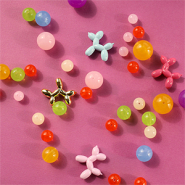Sets d'inspiration Créer des colliers colorés avec perles acryliques rondes DQ®