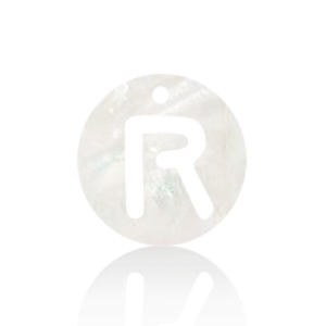 Pendentifs coquillage specials lettre R Blanc (couleur naturelle)