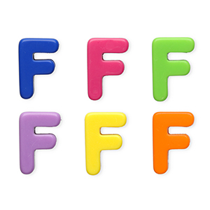 Perles acryliques alphabet lettre F Multicolore