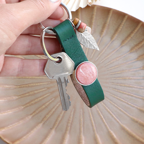 Des variations infinies avec les porte-cl&eacute;s Cuoio