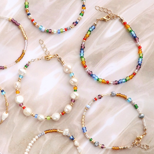 Int&eacute;grez ces rocailles Preciosa color&eacute;es dans votre nouvelle collection