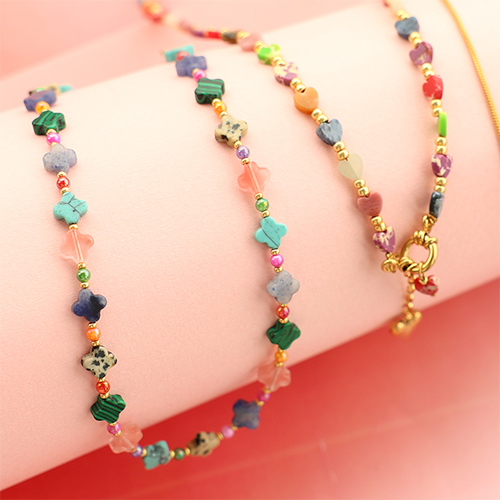 Inspiration de bijoux color&eacute;s avec des perles en pierre naturelle
