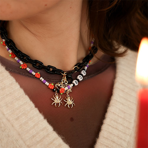 Mix & match vos bijoux d'Halloween avec des d&eacute;tails effrayants