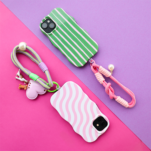 Mix & match avec des cordons de t&eacute;l&eacute;phone