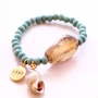 Des bijoux avec pierres semi-pr&eacute;cieuses agate ovale