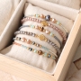 Bracelets color&eacute;s en perles &agrave; facettes