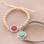 Bijoux d&rsquo;hiver avec cabochons en bois, bracelets Cuoio et fil macram&eacute;.