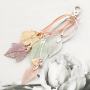 Porte-cl&eacute;s + boucles d&rsquo;oreilles avec v&eacute;ritables feuilles, pierres naturelles et du fil macram&eacute;