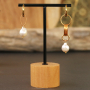 Fabriquez des bijoux minimalistes avec des perles d&rsquo;eau douce et des supports boucles d&rsquo;oreilles dor&eacute;s