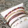 Comment faire des bracelets en macram&eacute; ? Laissez-vous inspirer par ces bracelets DIY !