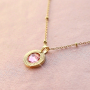 Et voici comment combiner les &eacute;l&eacute;ments de notre collection L-O-V-E et nos boucles d&rsquo;oreilles en acier inoxydable :