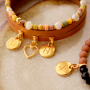 Avec les pendentifs lettres en m&eacute;tal DQ, vous cr&eacute;ez de magnifiques bracelets et boucles d'oreilles personnalis&eacute;s