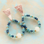 Boucles d'oreilles ultra styl&eacute;es dans les derni&egrave;res couleurs tendance