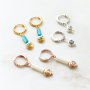 Vous pouvez confectionner ces bijoux cool avec des perles zodiaque et du fil macram&eacute; :