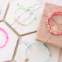 Laissez-vous inspirer ! D&eacute;couvrez ici ce que vous pouvez cr&eacute;er avec le fil macram&eacute; : 