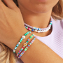 Voici comment confectionner des bracelets et des colliers avec des perles Katsuki, des perles d&rsquo;eau douce et des perles alphabet :