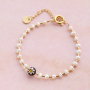 Voici comment confectionner des bijoux hauts en couleur avec les magnifiques perles Millefiori : 