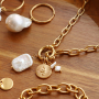 Confectionnez de magnifiques bijoux avec de grosses perles d&rsquo;eau douce, des mat&eacute;riaux &eacute;l&eacute;gants en acier inox et de robustes fermoirs.