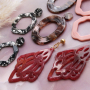 Trouvez votre inspiration! R&eacute;alisez la plus belle collection de boucles d&rsquo;oreilles avec ces pendentifs en r&eacute;sine
