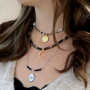 Voici comment r&eacute;aliser des colliers tendance avec des perles et breloques en m&eacute;tal DQ