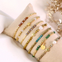 Utilisez ces perles &agrave; facettes rondes pour une belle collection de bracelets