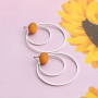 Soyez cr&eacute;atif(ve) avec ces boucles d&rsquo;oreilles pratiques
