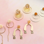 Soyez cr&eacute;atif(ve) avec ces boucles d&rsquo;oreilles pratiques
