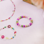 Voici comment cr&eacute;er des bijoux et une lani&egrave;re de t&eacute;l&eacute;phone pour No&euml;l