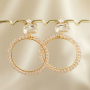 Soyez cr&eacute;atif(ve) avec des boucles d&rsquo;oreilles en verre Crystal Glass