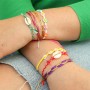 Comment pr&eacute;senter cette s&eacute;rie de bracelets tendance ?