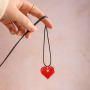 Comment cr&eacute;er des bijoux avec les c&oelig;urs en c&eacute;ramique DQ grecs ?