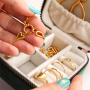 Trousses & bo&icirc;tes &agrave; bijoux de voyage compacts et pratiques