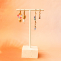 Beaux pr&eacute;sentoirs &agrave; bijoux pour mettre en valeur tous vos bijoux