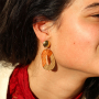 Conseils pour cr&eacute;er des bijoux avec des pendentifs en bois