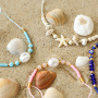 Compl&eacute;tez votre collection avec des cha&icirc;nes de chevilles et des bracelets