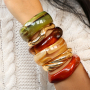 Associez les bracelets en r&eacute;sine aux bracelets en m&eacute;tal