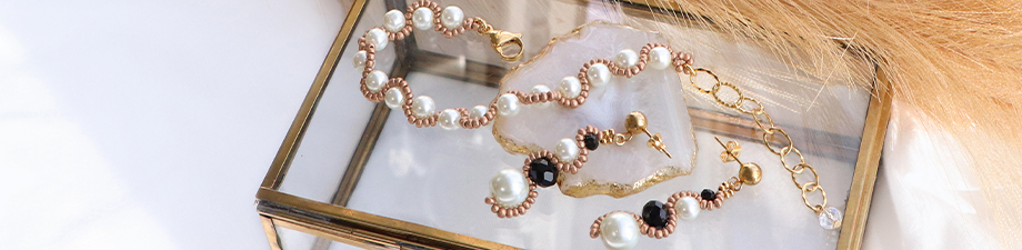 Perles en verre cir&eacute;es